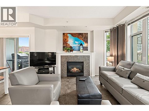 1128 Sunset Dr #303