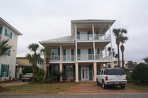 10 Diamond Cove